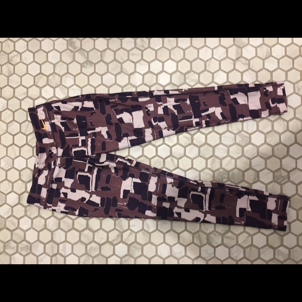 Nike capris